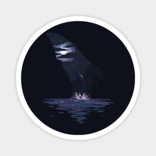 Night Breach : Blue Whale Magnet